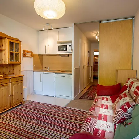 Apartment Cosy Avec Balcon Au Coeur De Val D'isere, Proche Pistes Et Commerces - Fr-1-519-7 *